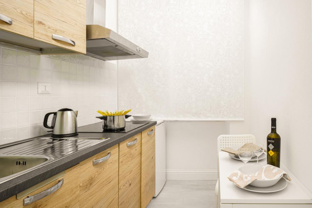 Atena Rooms Κάλιαρι Εξωτερικό φωτογραφία