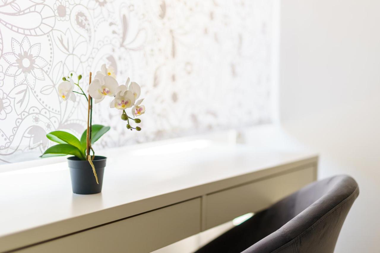 Atena Rooms Κάλιαρι Εξωτερικό φωτογραφία